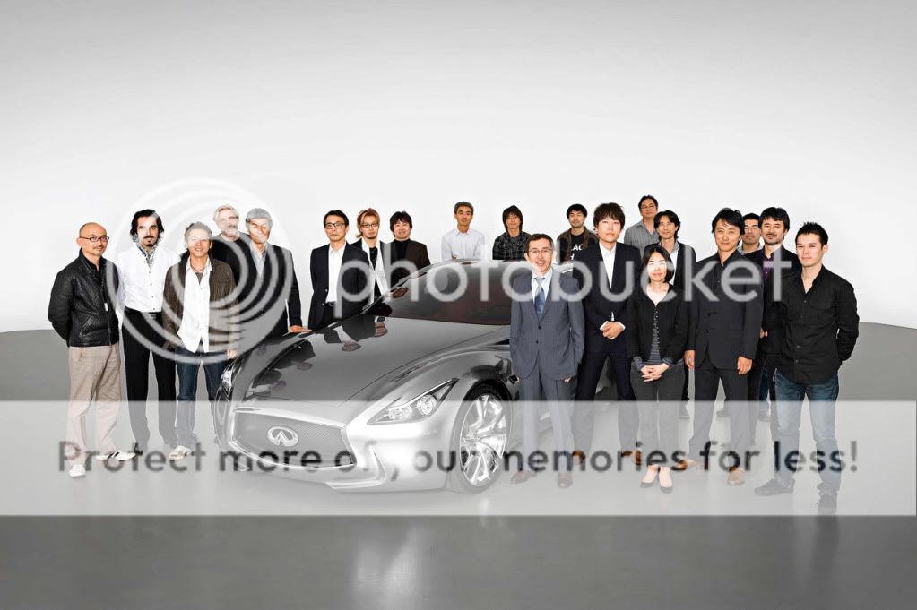 Infiniti Essence concept car