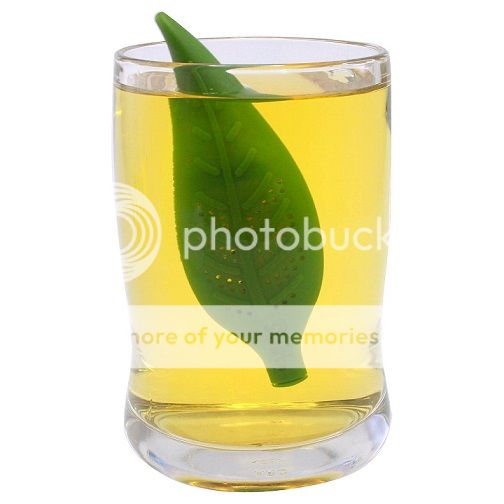 photo camellia-leaf-floating-tea-infuser-1_zpscaab0809.jpg